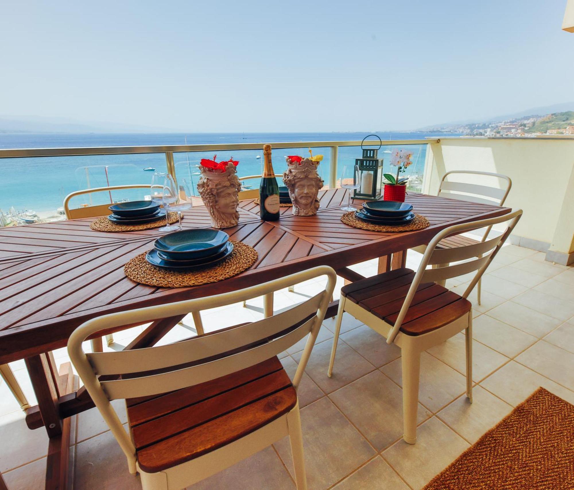 Luxury Apartment Messina Exteriér fotografie