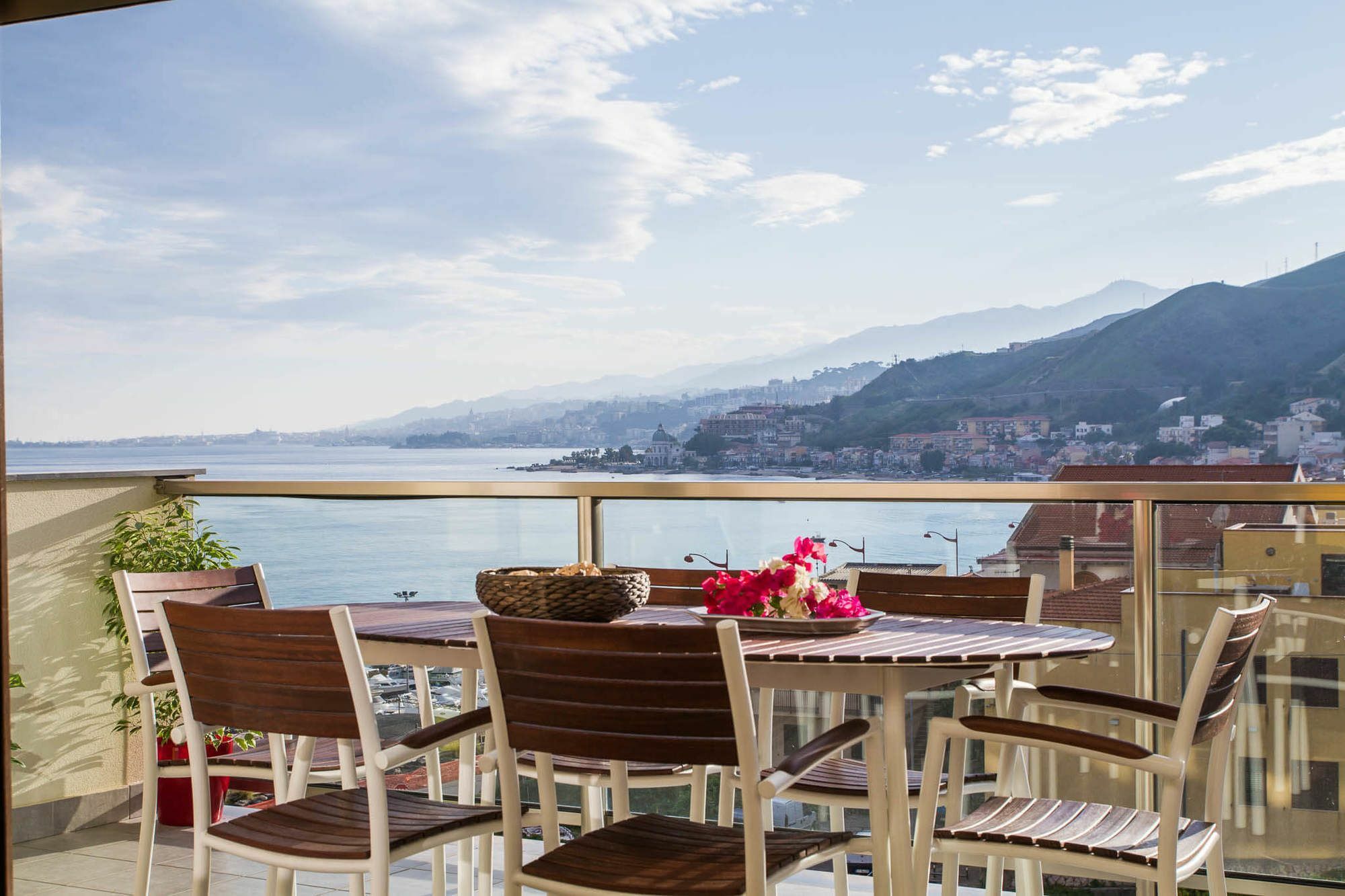 Luxury Apartment Messina Exteriér fotografie